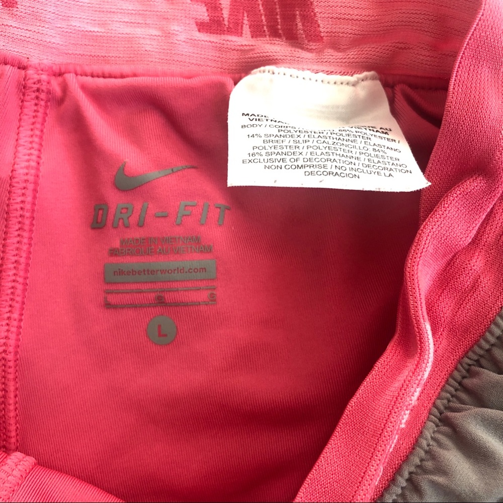 Nike shorts - Picture 4 of 5